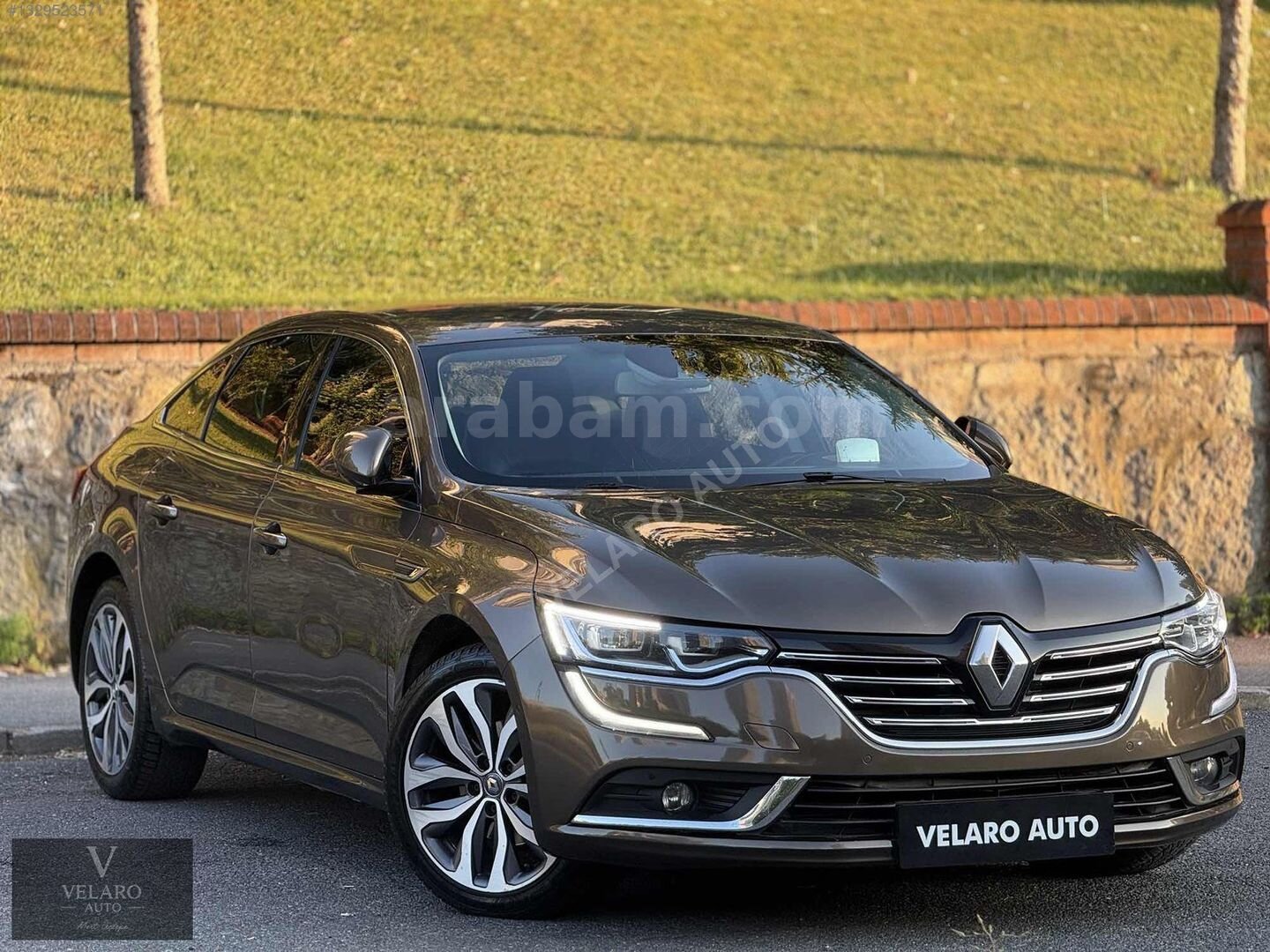 Galeriden Renault Talisman 1.6 dCi Icon 2016 Model İstanbul 220.000 km Kahverengi 2