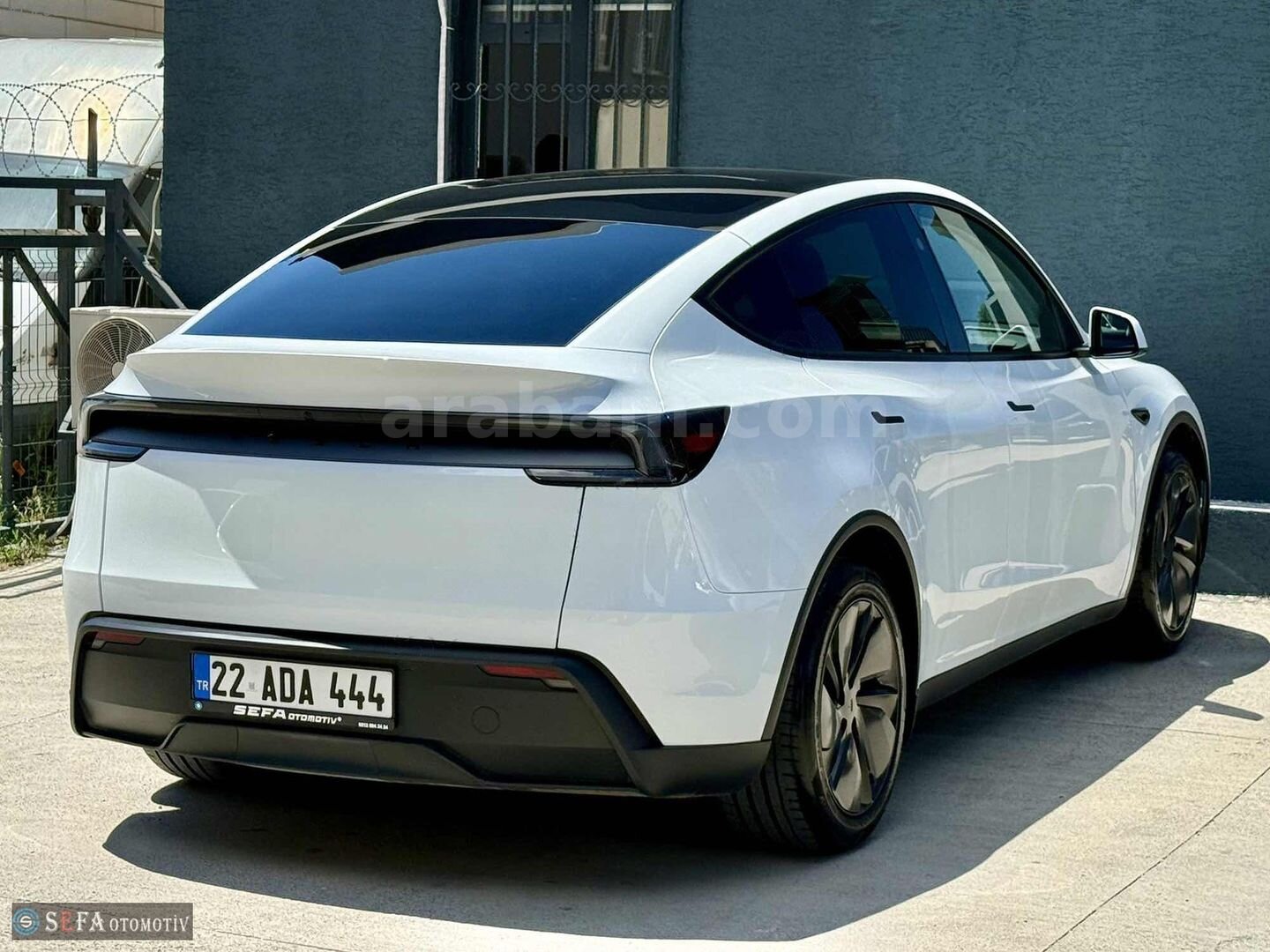Galeriden Tesla Model Y Premium (Juniper) 2025 Model İstanbul 44.000 km Beyaz 4