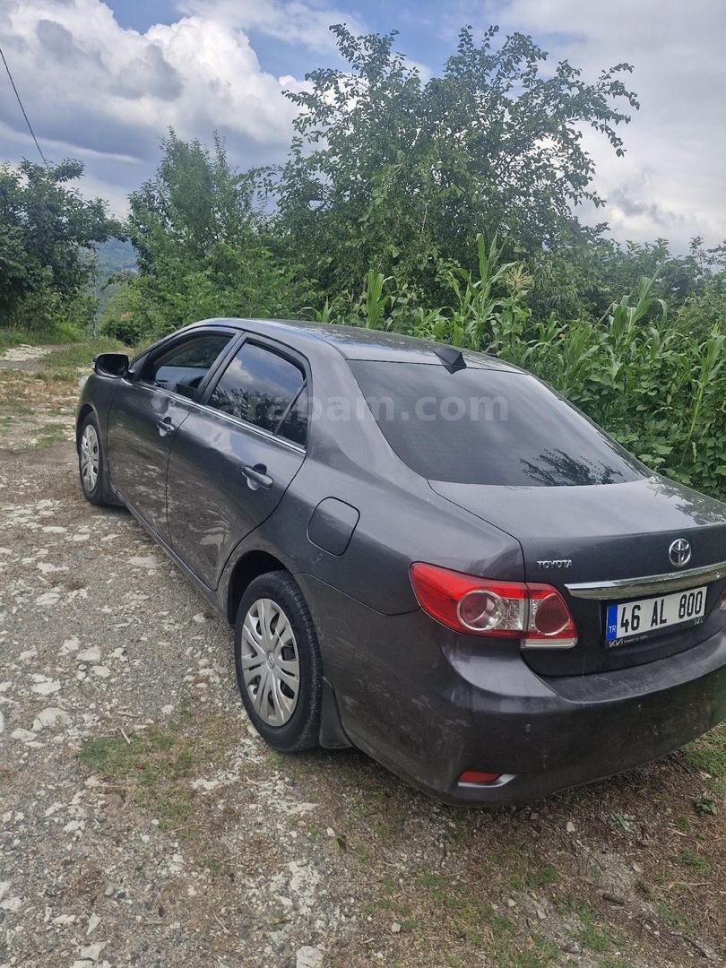 Sahibinden Toyota Corolla 1.4 D-4D Comfort Extra 2011 Model Kahramanmaraş 187.500 km Füme 7