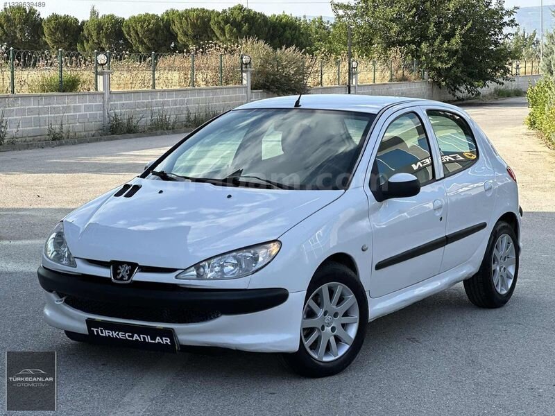 Galeriden Peugeot 206 1.4 HDi X-line 2004 Model Denizli 260.000 km Beyaz