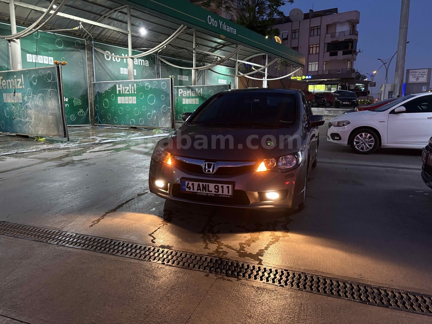 Sahibinden Honda Civic 1.6 Elegance 2010 Model İstanbul 295.000 km Kahverengi 3