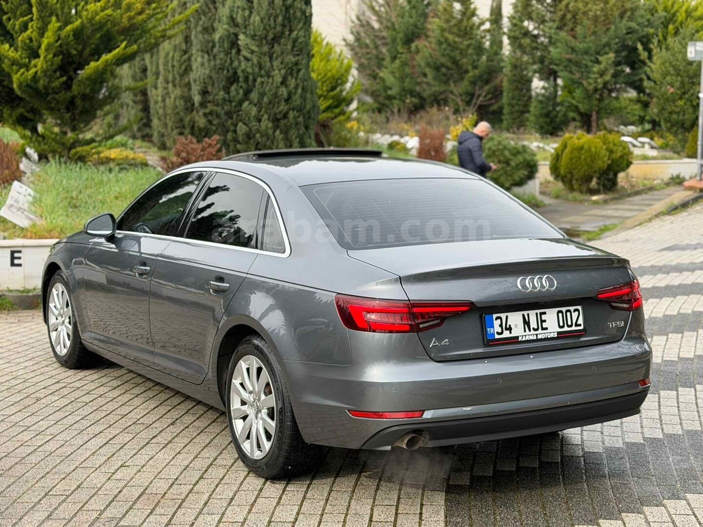 Galeriden Audi A4 Sedan 1.4 TFSI Design 2018 Model İstanbul 127.000 km Füme 4