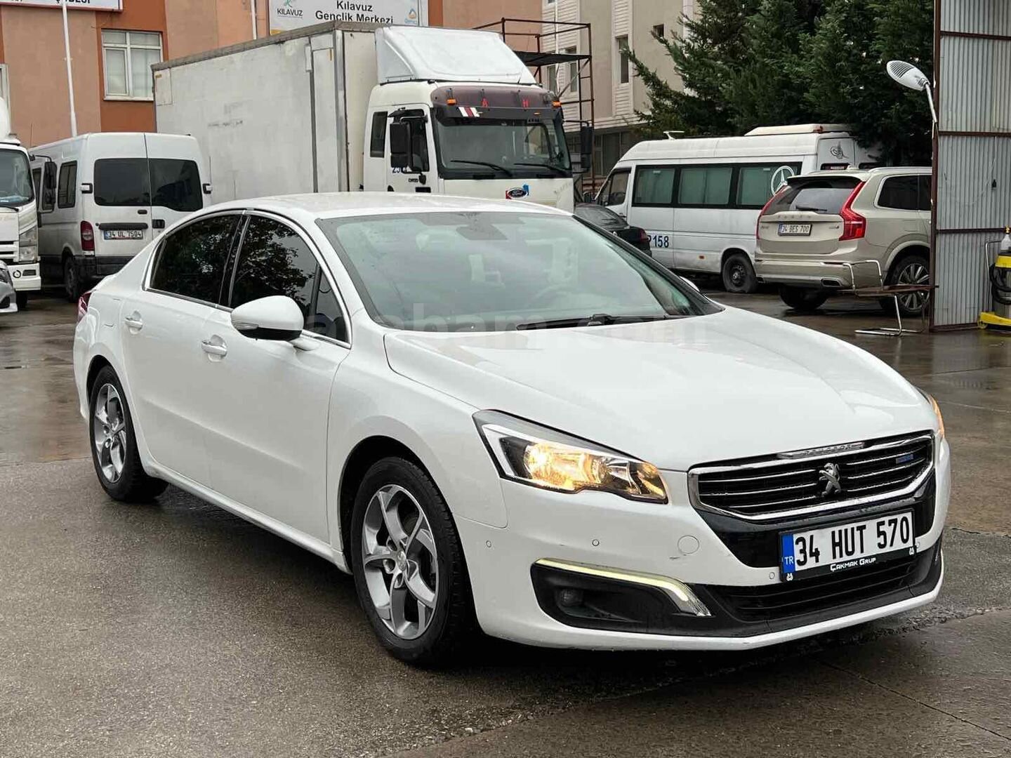 Galeriden Peugeot 508 1.6 BlueHDi Allure 2016 Model İstanbul 180.000 km Beyaz 2
