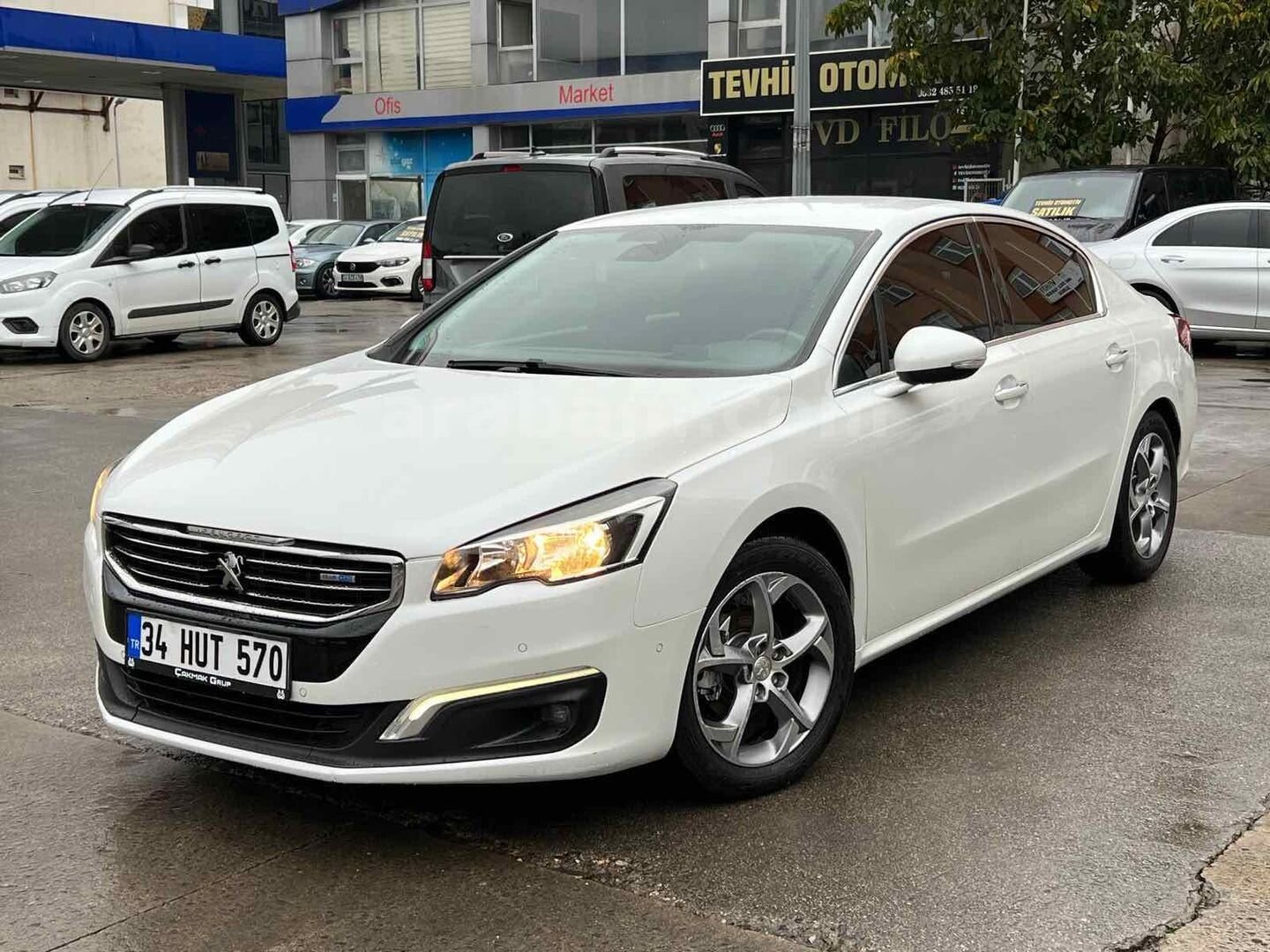 Galeriden Peugeot 508 1.6 BlueHDi Allure 2016 Model İstanbul 180.000 km Beyaz 3