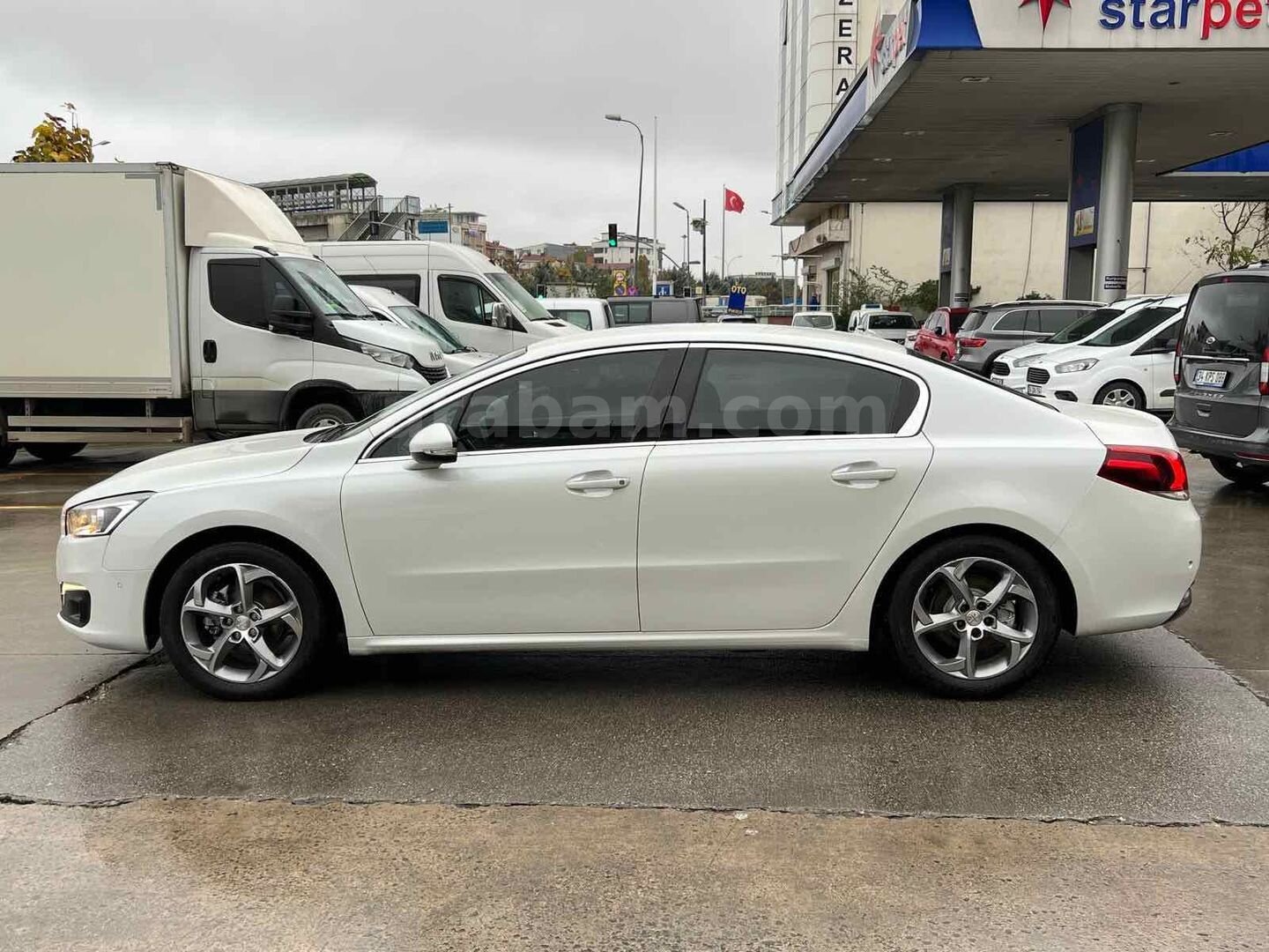 Galeriden Peugeot 508 1.6 BlueHDi Allure 2016 Model İstanbul 180.000 km Beyaz 7