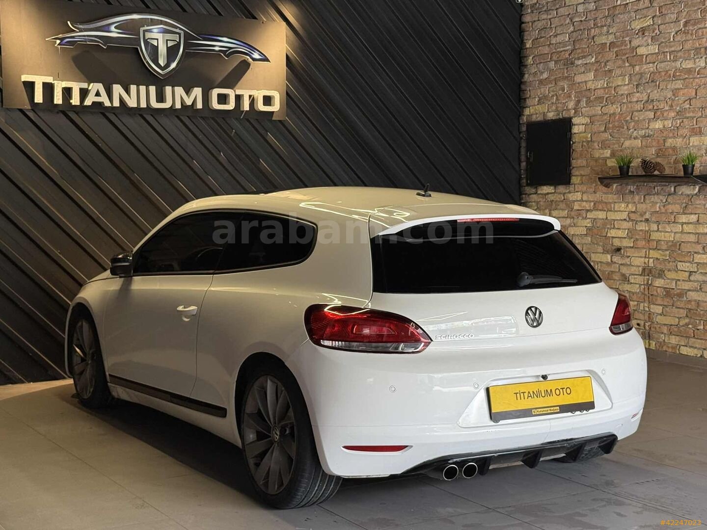 Galeriden Volkswagen Scirocco 1.4 TSi Sportline 2012 Model İstanbul 220.000 km Beyaz 4