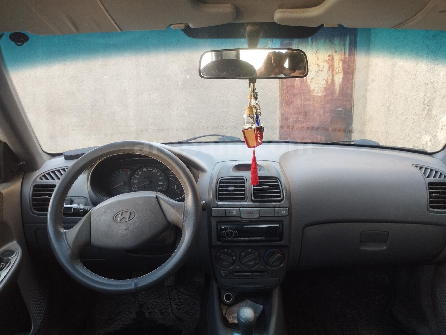 Sahibinden Hyundai Accent 1.5 1.5i GLS 2001 Model Mardin 298.000 km Gri 1
