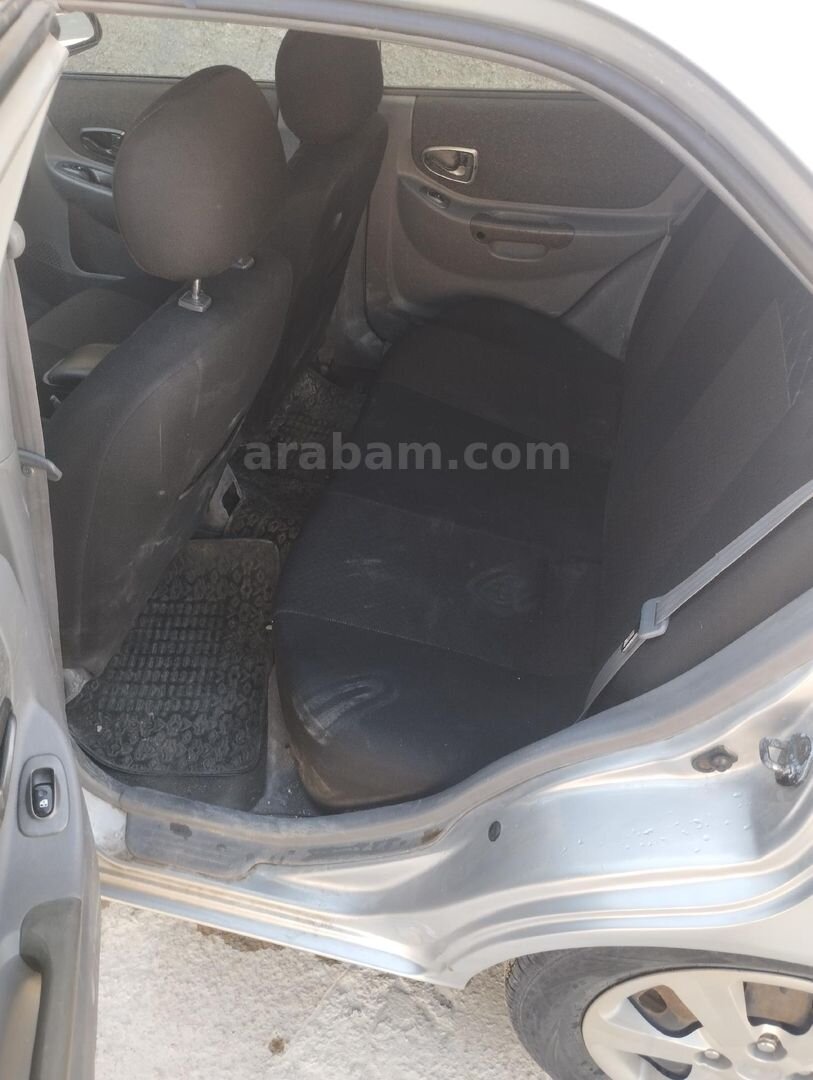 Sahibinden Hyundai Accent 1.5 1.5i GLS 2001 Model Mardin 298.000 km Gri 7