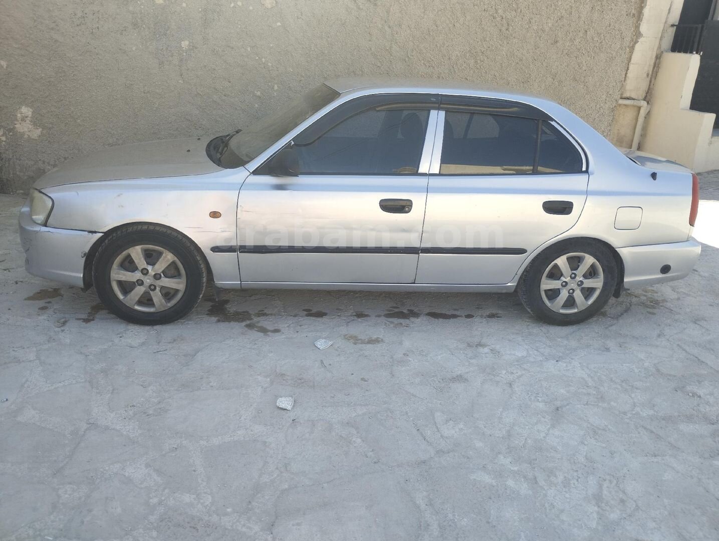 Sahibinden Hyundai Accent 1.5 1.5i GLS 2001 Model Mardin 298.000 km Gri 6