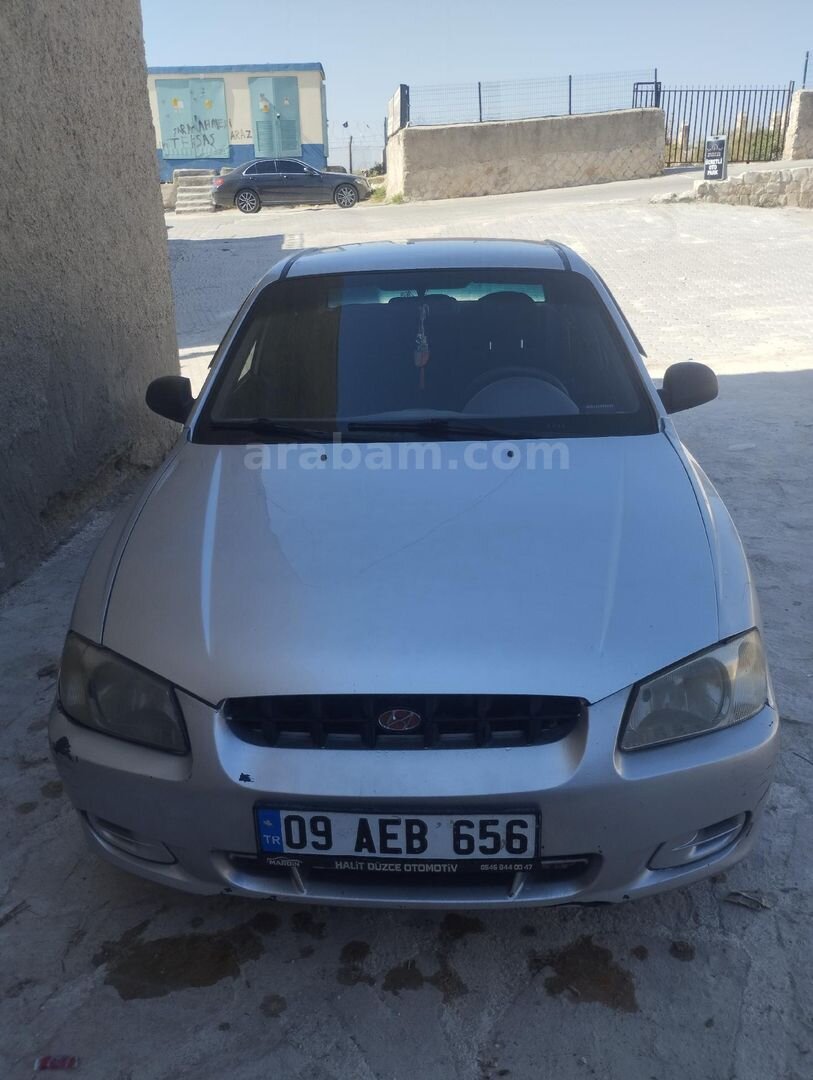 Sahibinden Hyundai Accent 1.5 1.5i GLS 2001 Model Mardin 298.000 km Gri 3