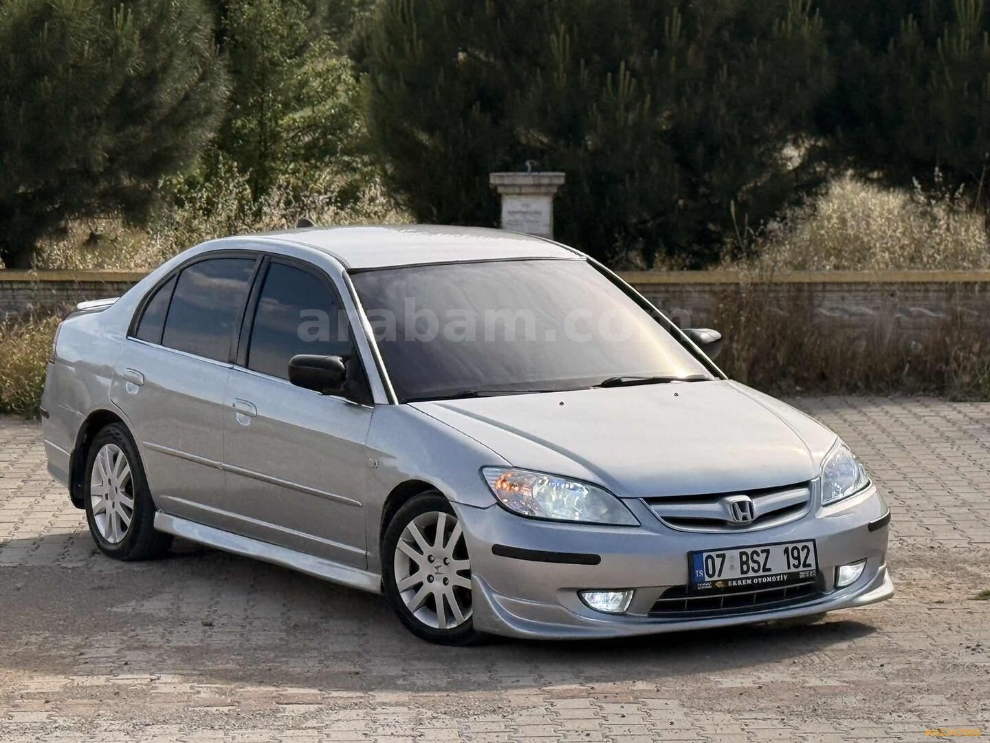 Galeriden Honda Civic 1.6i VTEC LS 2005 Model Denizli 270.000 km Gri 2