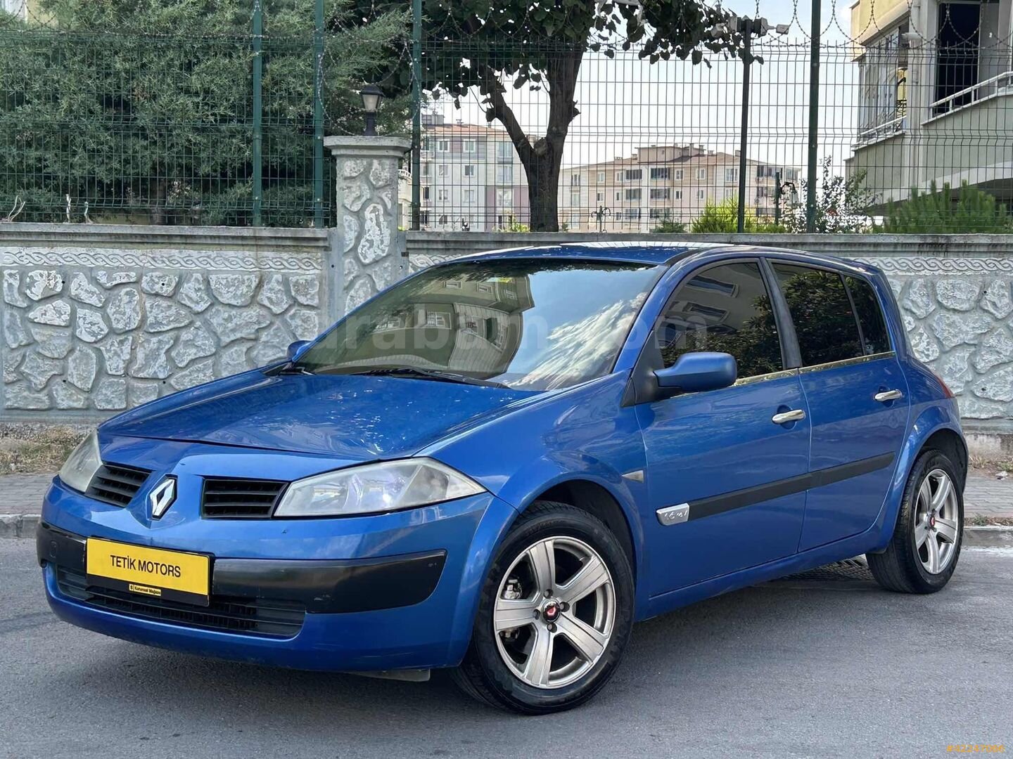 Galeriden Renault Megane 1.6 Authentique 2005 Model Bursa 268.000 km Mavi 3