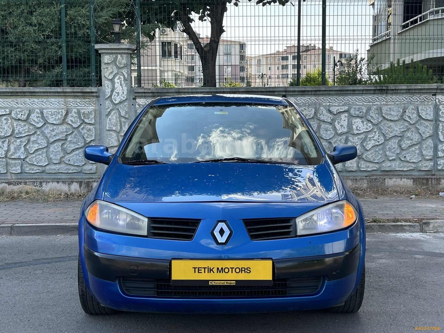 Galeriden Renault Megane 1.6 Authentique 2005 Model Bursa 268.000 km Mavi 2