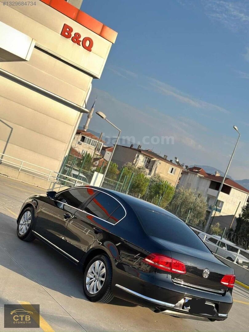 Galeriden Volkswagen Passat 1.6 TDi BlueMotion Comfortline 2012 Model Kırşehir 217.000 km Siyah 4