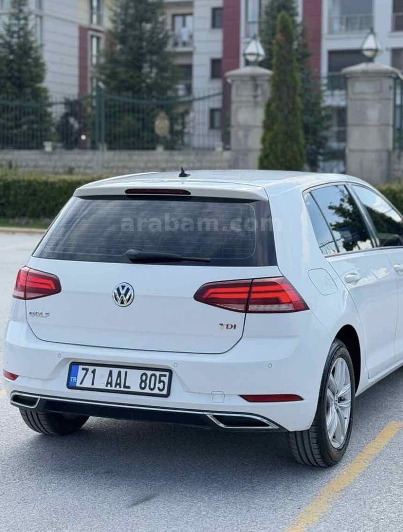 Sahibinden Volkswagen Golf 1.6 TDi BlueMotion Comfortline 2017 Model Eskişehir 130.000 km Beyaz 3