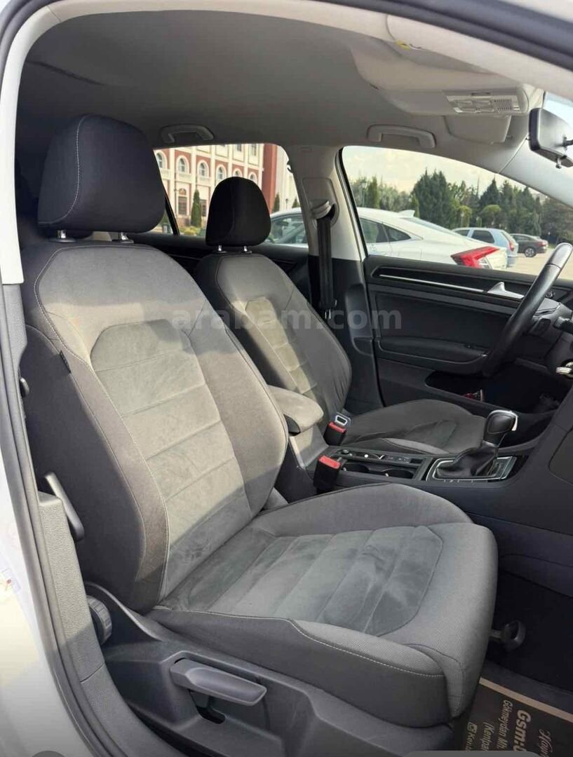 Sahibinden Volkswagen Golf 1.6 TDi BlueMotion Comfortline 2017 Model Eskişehir 130.000 km Beyaz 7