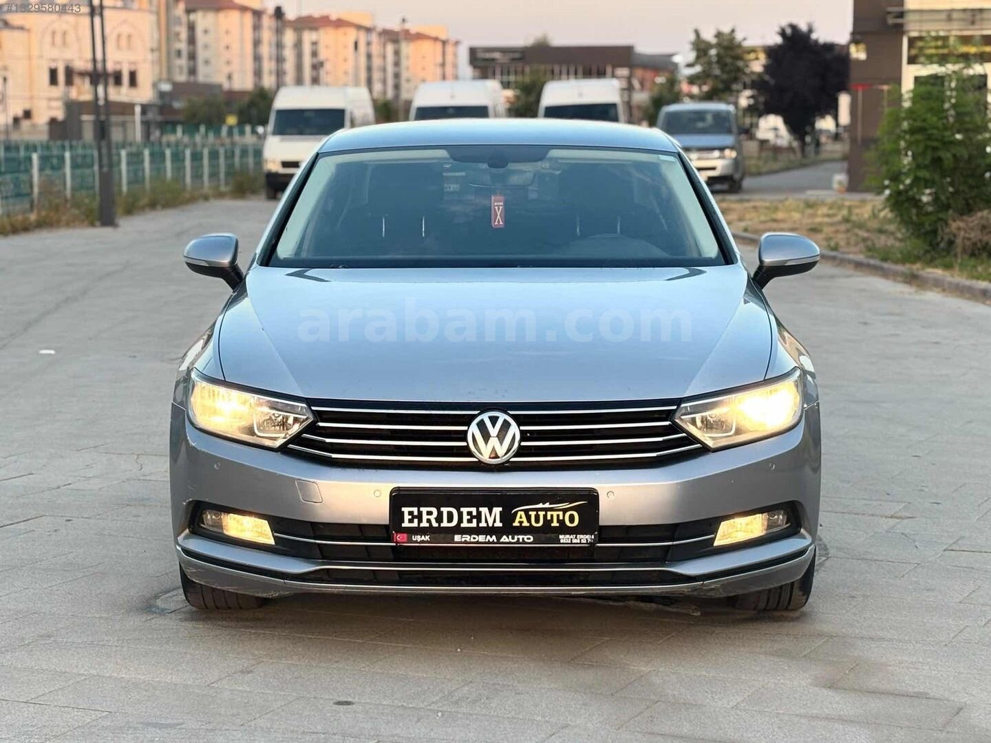 Galeriden Volkswagen Passat 1.6 TDi BlueMotion Comfortline 2018 Model Uşak 192.000 km Gri 2