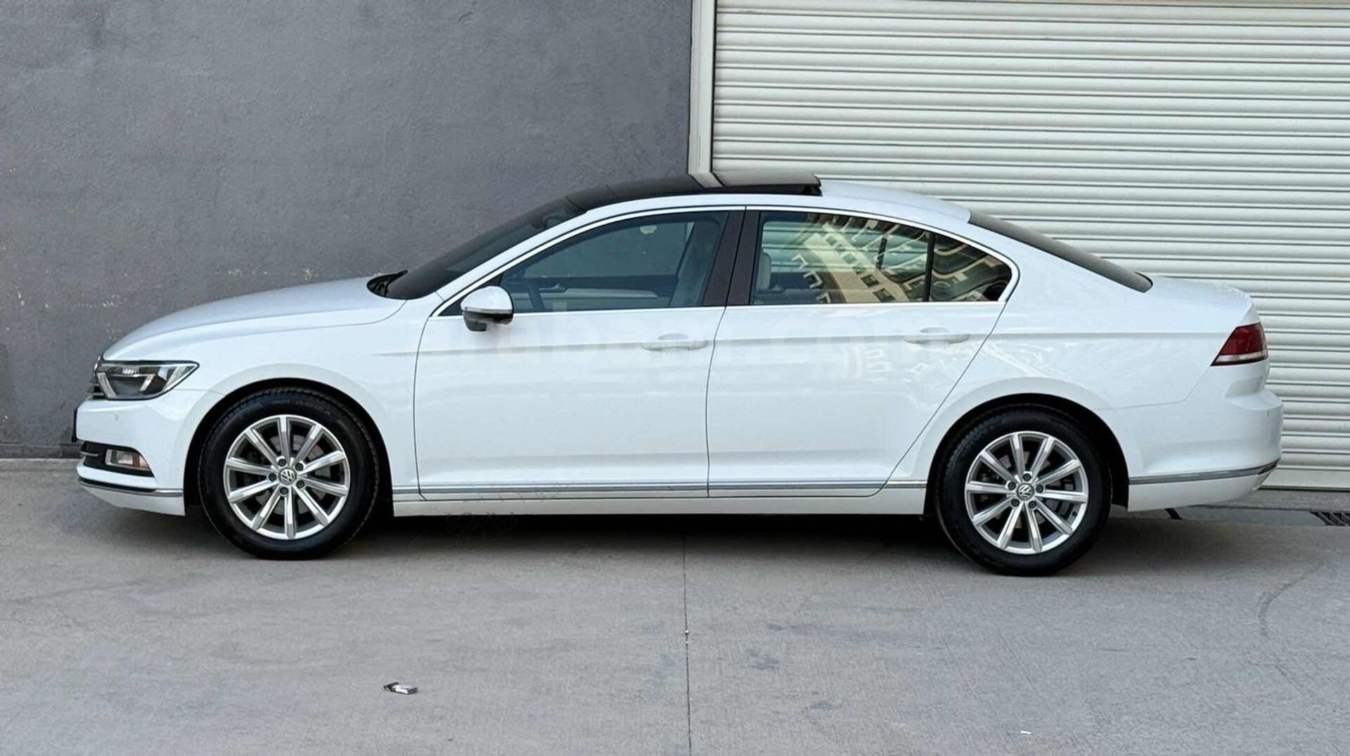 Galeriden Volkswagen Passat 1.6 TDi BlueMotion Comfortline 2015 Model Ankara 219.000 km Beyaz 6