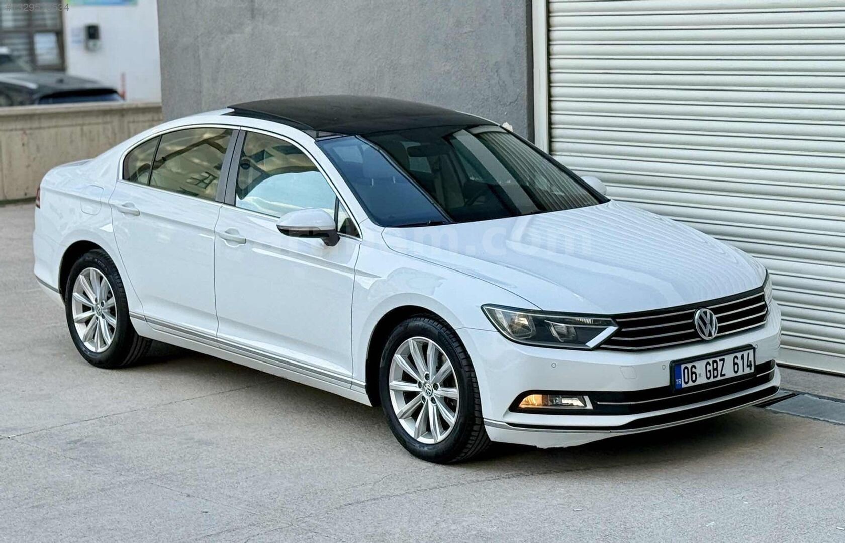 Galeriden Volkswagen Passat 1.6 TDi BlueMotion Comfortline 2015 Model Ankara 219.000 km Beyaz 1