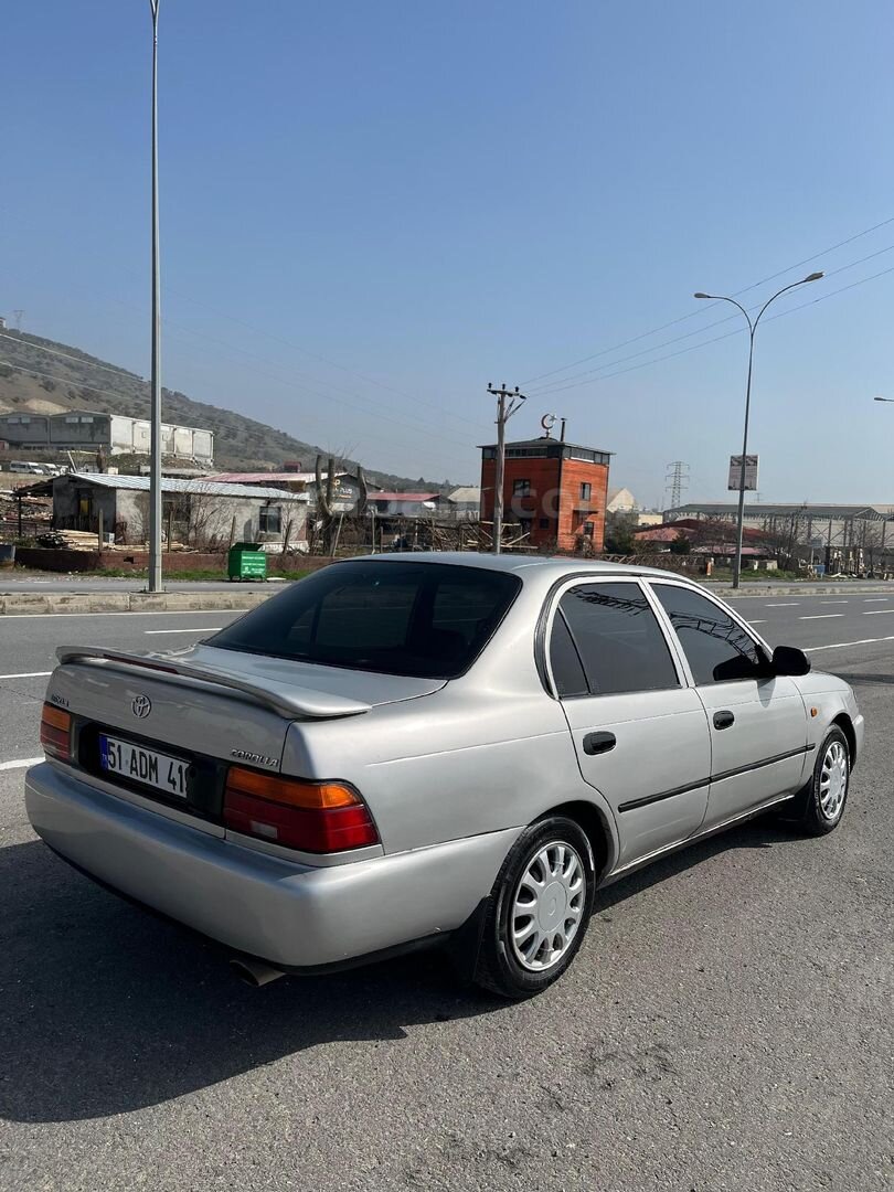 Sahibinden Toyota Corolla 1.6 XLi 1996 Model Kahramanmaraş 430.000 km Gri (metalik) 4
