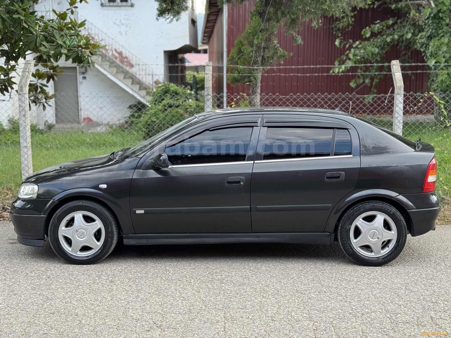 Galeriden Opel Astra 1.6 CD 1999 Model Ordu 293.000 km Füme 2