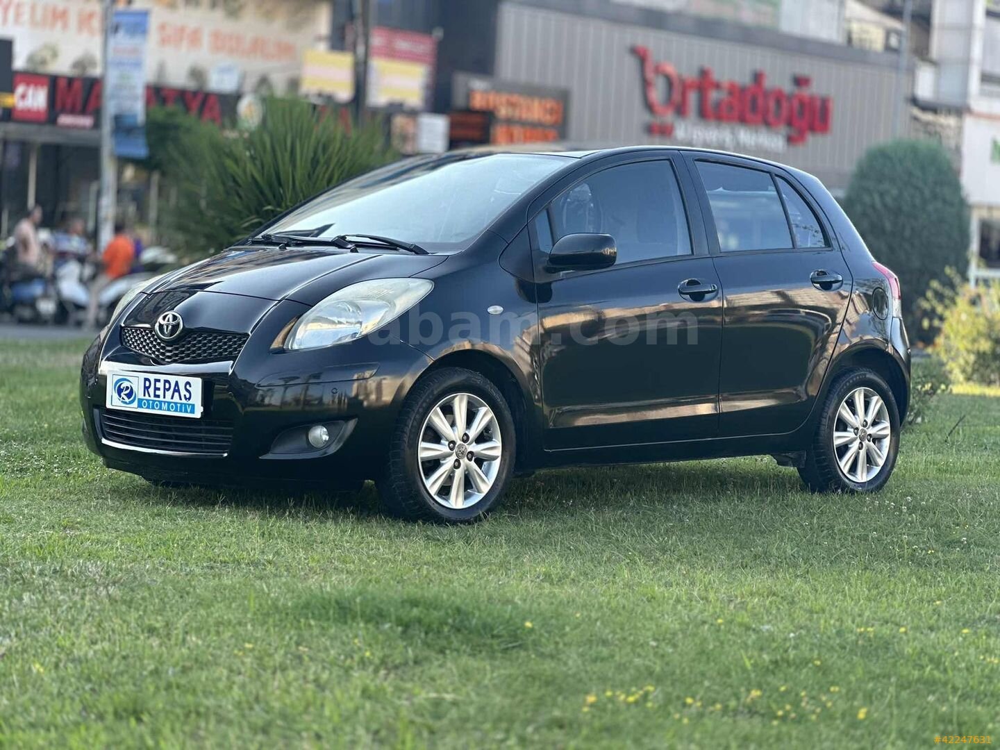 Galeriden Toyota Yaris 1.33 Terra Sporty 2010 Model Kocaeli 157.000 km Siyah 1