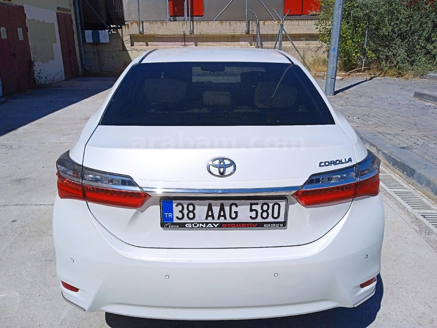 Sahibinden Toyota Corolla 1.6 Advance 2018 Model Ankara 97.500 km Beyaz 3