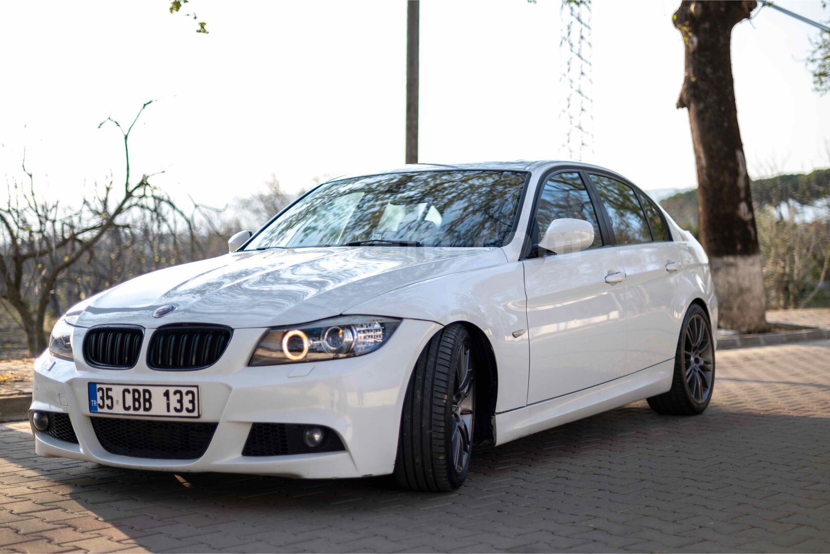 Sahibinden BMW 3 Serisi 320d M Sport 2011 Model Aydın 320.000 km Beyaz 5