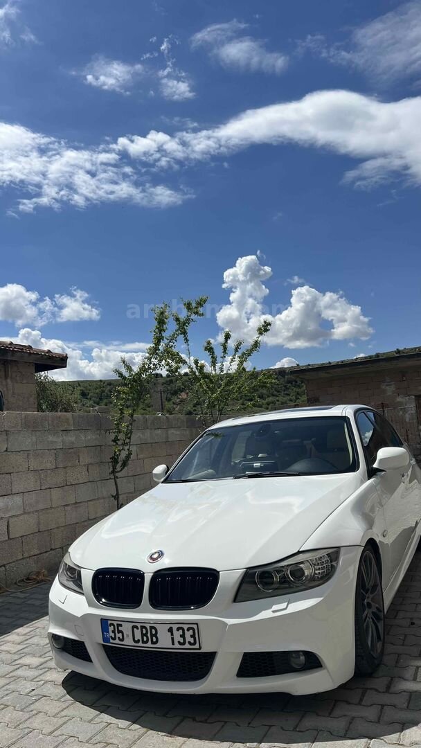 Sahibinden BMW 3 Serisi 320d M Sport 2011 Model Aydın 320.000 km Beyaz 4