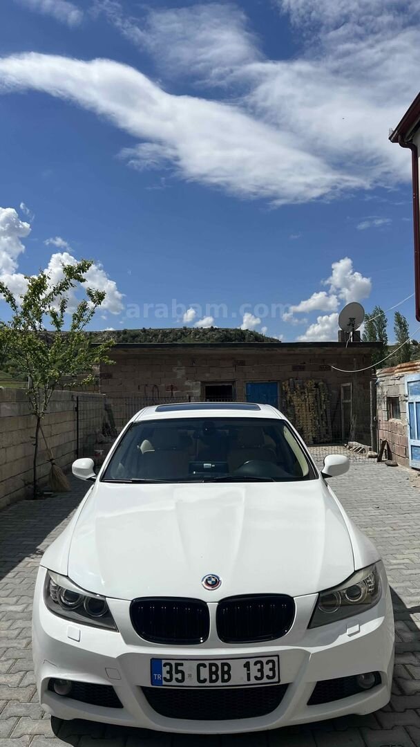 Sahibinden BMW 3 Serisi 320d M Sport 2011 Model Aydın 320.000 km Beyaz 1