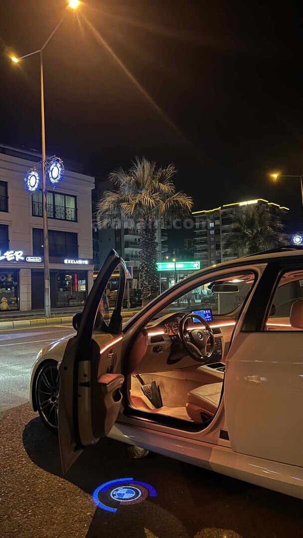 Sahibinden BMW 3 Serisi 320d M Sport 2011 Model Aydın 320.000 km Beyaz 2