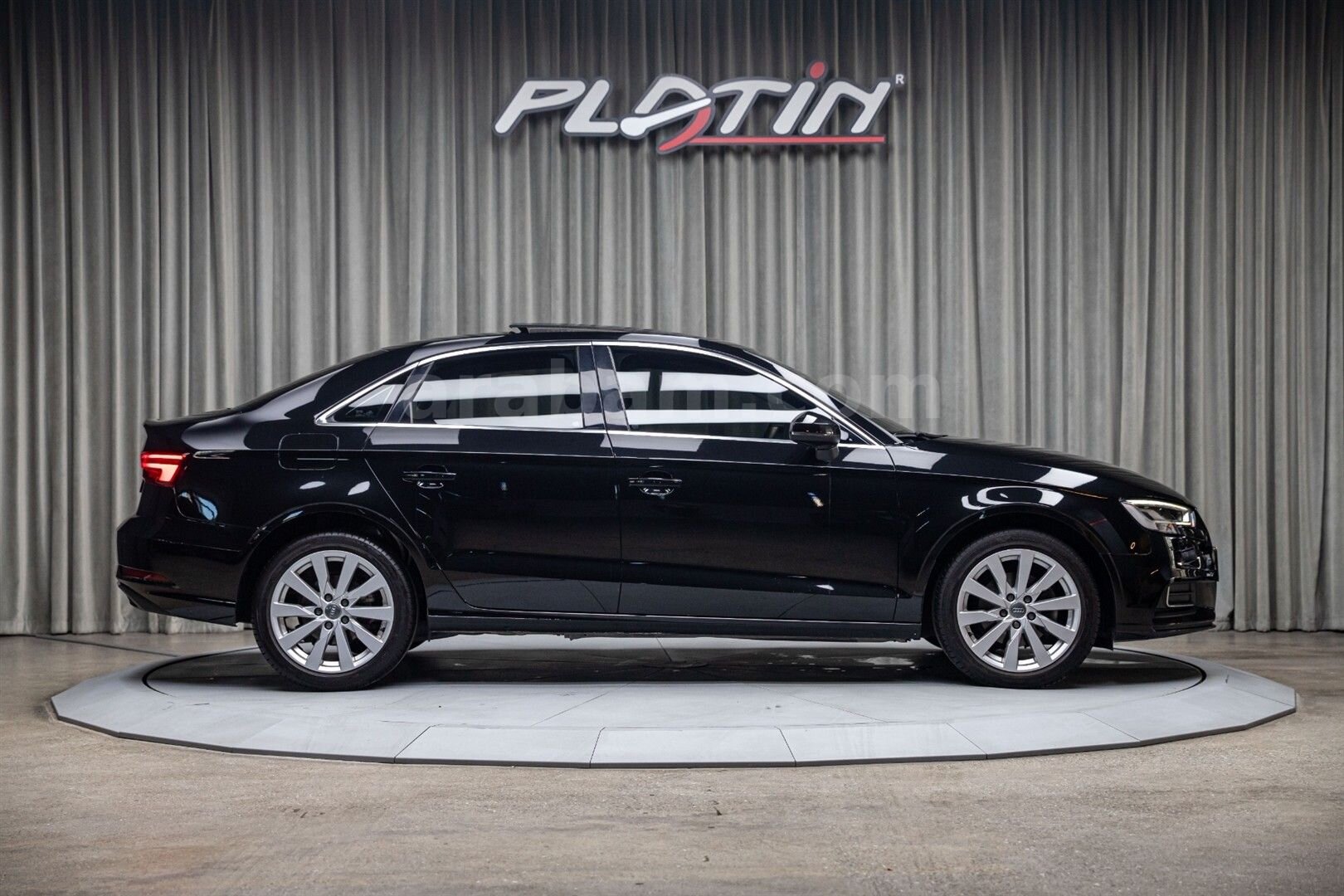 Galeriden Audi A3 Sedan 35 TFSI 2020 Model İstanbul 66.481 km Siyah 7