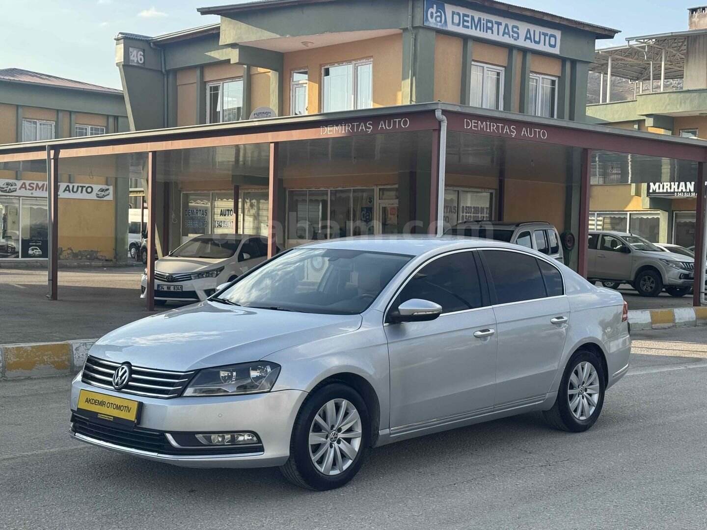 Galeriden Volkswagen Passat 1.6 TDi Comfortline 2014 Model Van 366.000 km Gri 7