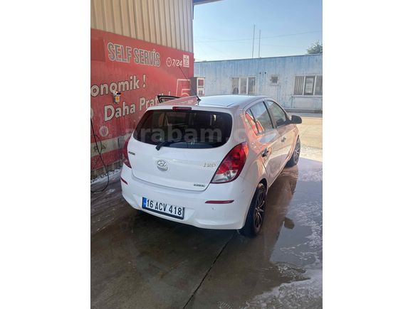 Sahibinden Hyundai i20 1.4 CRDi Jump 2013 Model Bursa 215.000 km
