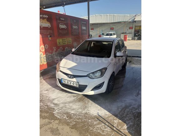 Sahibinden Hyundai i20 1.4 CRDi Jump 2013 Model Bursa 215.000 km