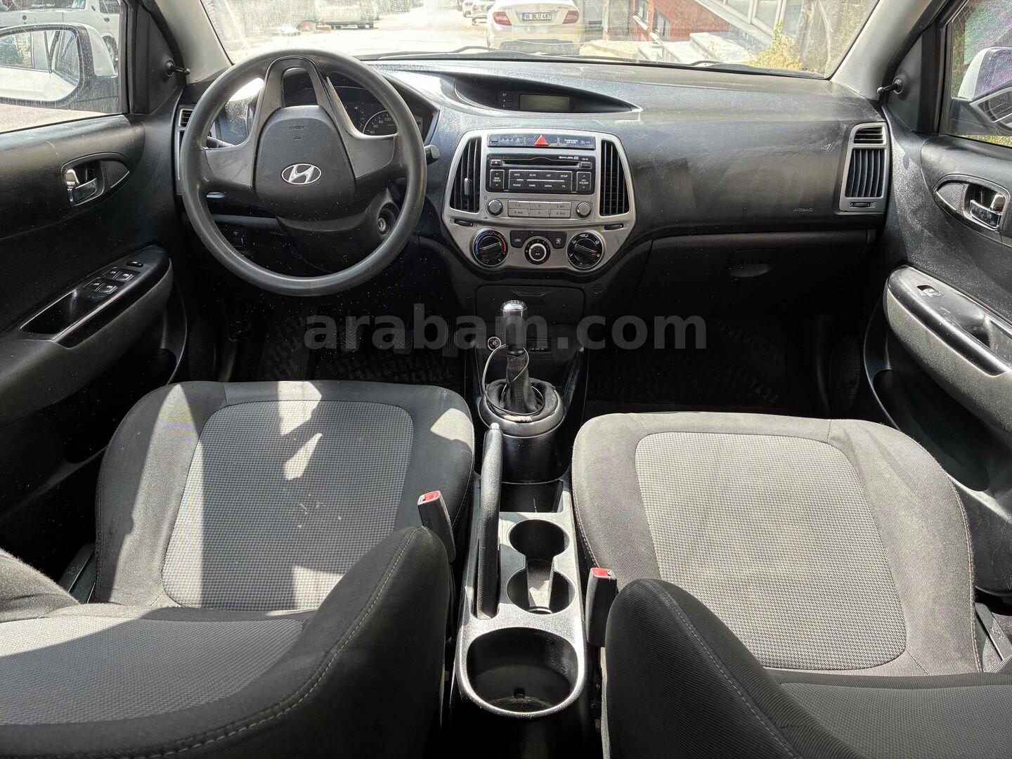 Sahibinden Hyundai i20 1.4 CRDi Jump 2013 Model Bursa 215.000 km Beyaz 6