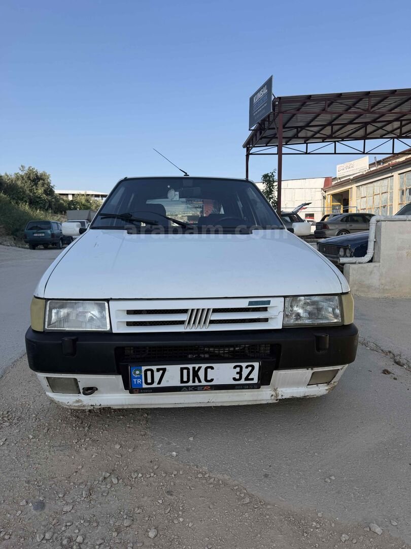 Galeriden Fiat Uno 1.4 ie SX 1998 Model Mersin 298.000 km Beyaz 3