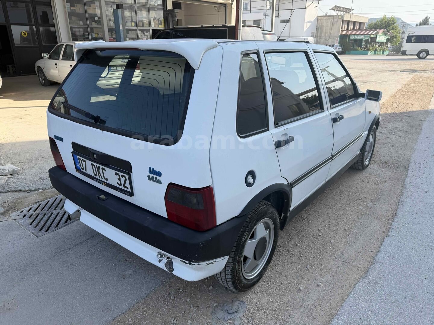 Galeriden Fiat Uno 1.4 ie SX 1998 Model Mersin 298.000 km Beyaz 7