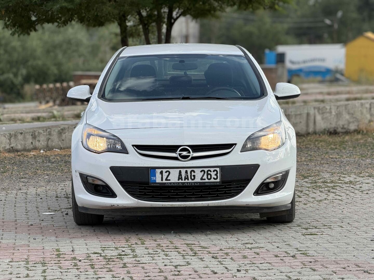 Galeriden Opel Astra 1.4 T Edition Plus 2020 Model Muş 157.000 km Beyaz 3