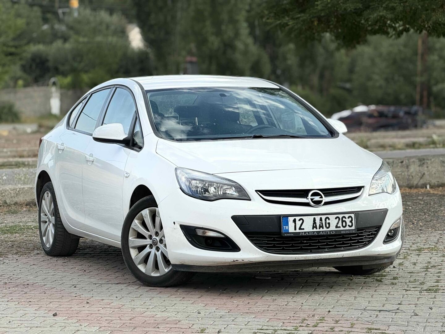 Galeriden Opel Astra 1.4 T Edition Plus 2020 Model Muş 157.000 km Beyaz 2