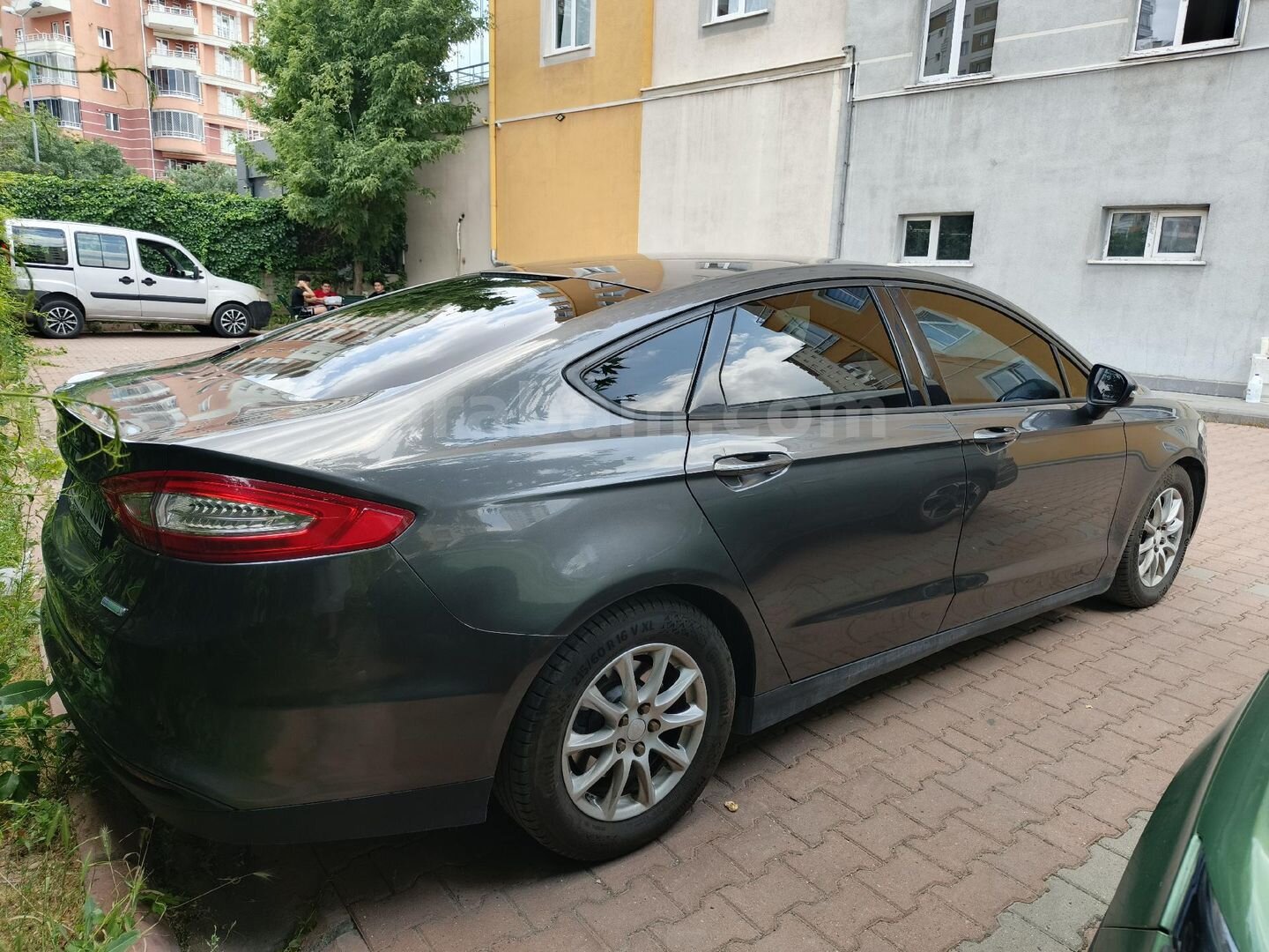 Sahibinden Ford Mondeo 1.5 Ecoboost Style 2015 Model Kayseri 190.000 km Füme 5