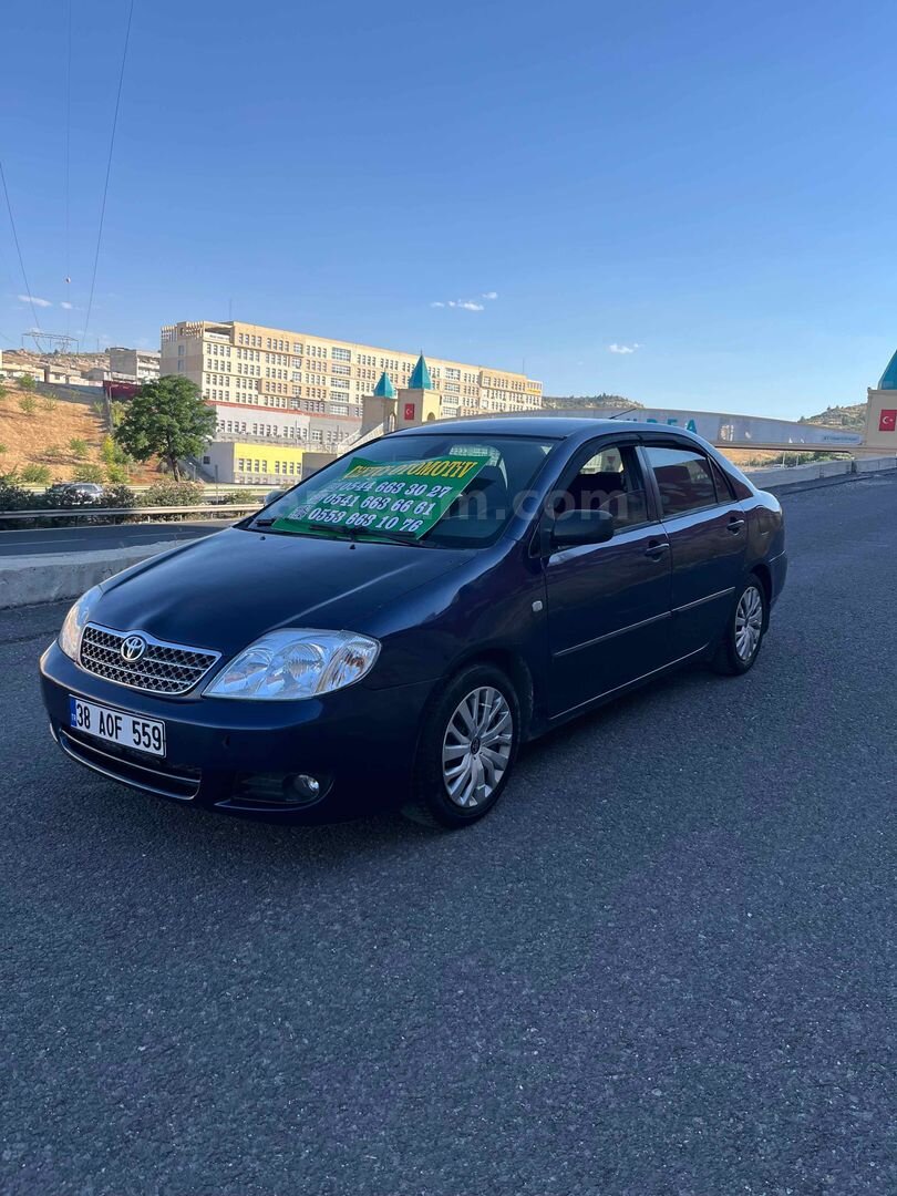 Galeriden Toyota Corolla 1.4 D-4D Sol 2006 Model Şanlıurfa 300.000 km Lacivert 2