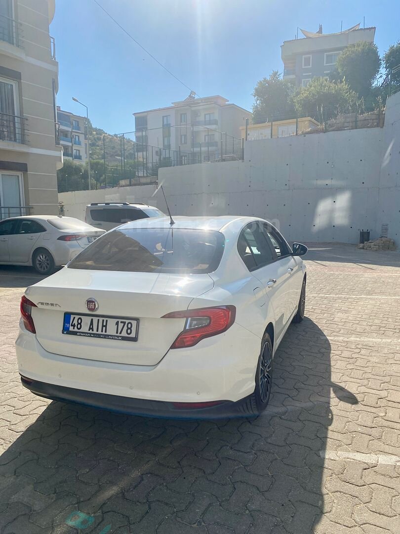 Sahibinden Fiat Egea 1.4 Fire Easy Plus 2022 Model Muğla 76.500 km Beyaz 5