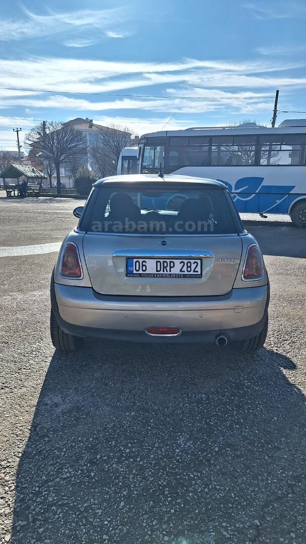 Sahibinden Mini Cooper 1.6 Türkiye Paketi 2008 Model Ankara 205.000 km Gri 3