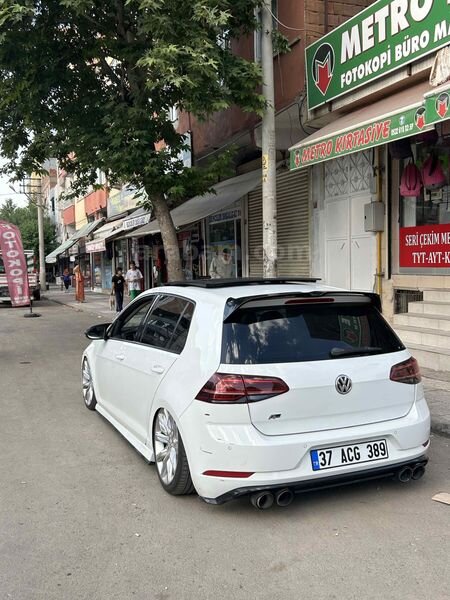 Sahibinden Volkswagen Golf 1.4 TSi Highline 2013 Model Diyarbakır 233.000 km Beyaz