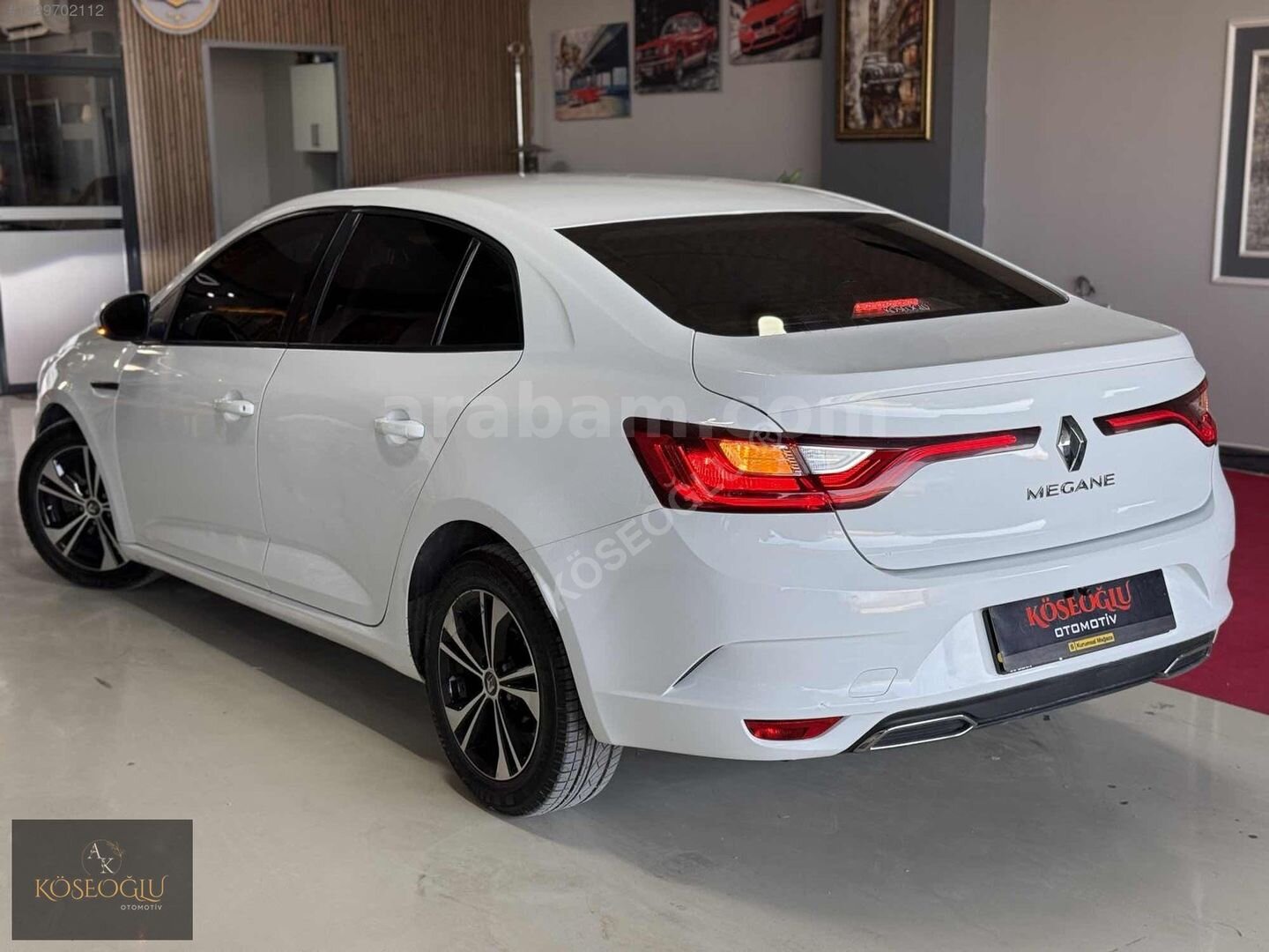 Galeriden Renault Megane 1.3 TCe Joy Comfort 2021 Model Şanlıurfa 114.000 km Beyaz 3