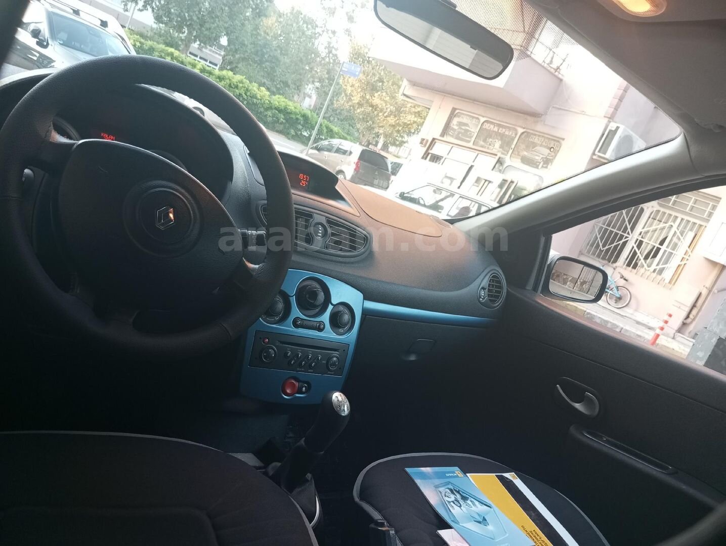Sahibinden Renault Clio 1.5 dCi Extreme 2008 Model Kocaeli 272.000 km Gri 4