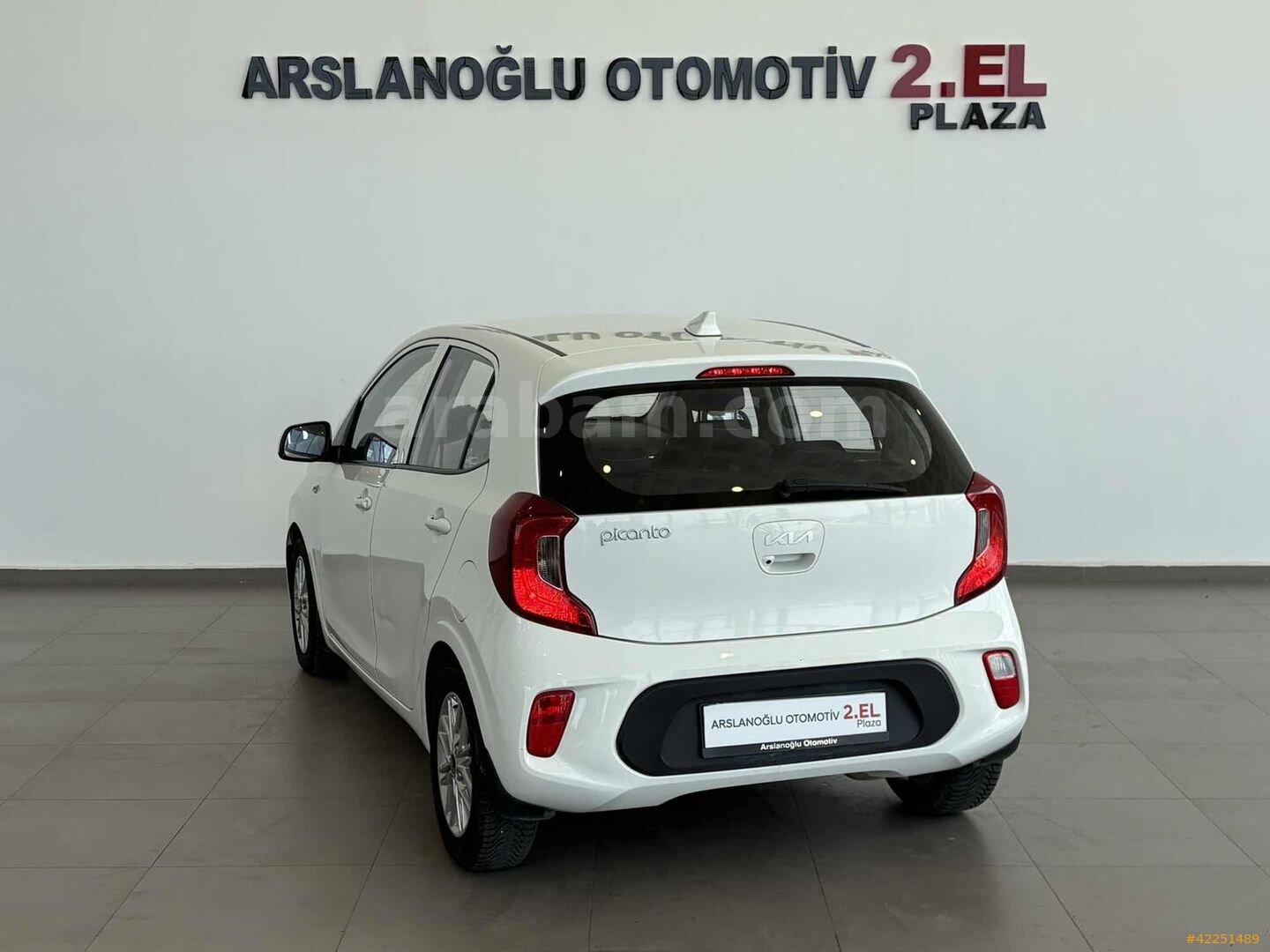 Galeriden Kia Picanto 1.0 MPI Feel 2023 Model Hatay 52.700 km Beyaz 6