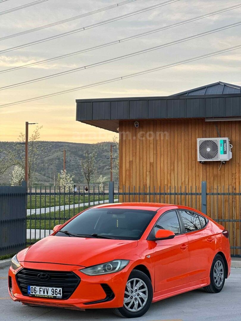 Sahibinden Hyundai Elantra 1.6 D-CVVT Style 2016 Model Ankara 245.000 km Sarı 6