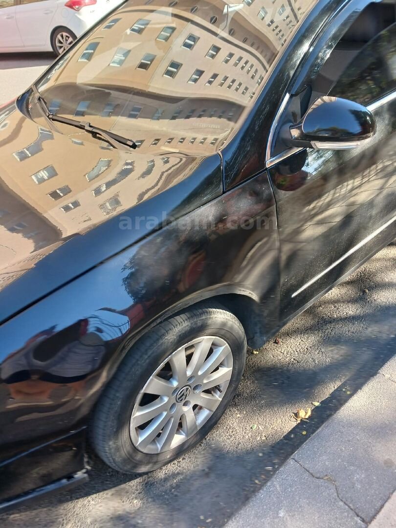 Sahibinden Volkswagen Passat 1.6 Trendline 2010 Model İstanbul 20.384 km Siyah 4